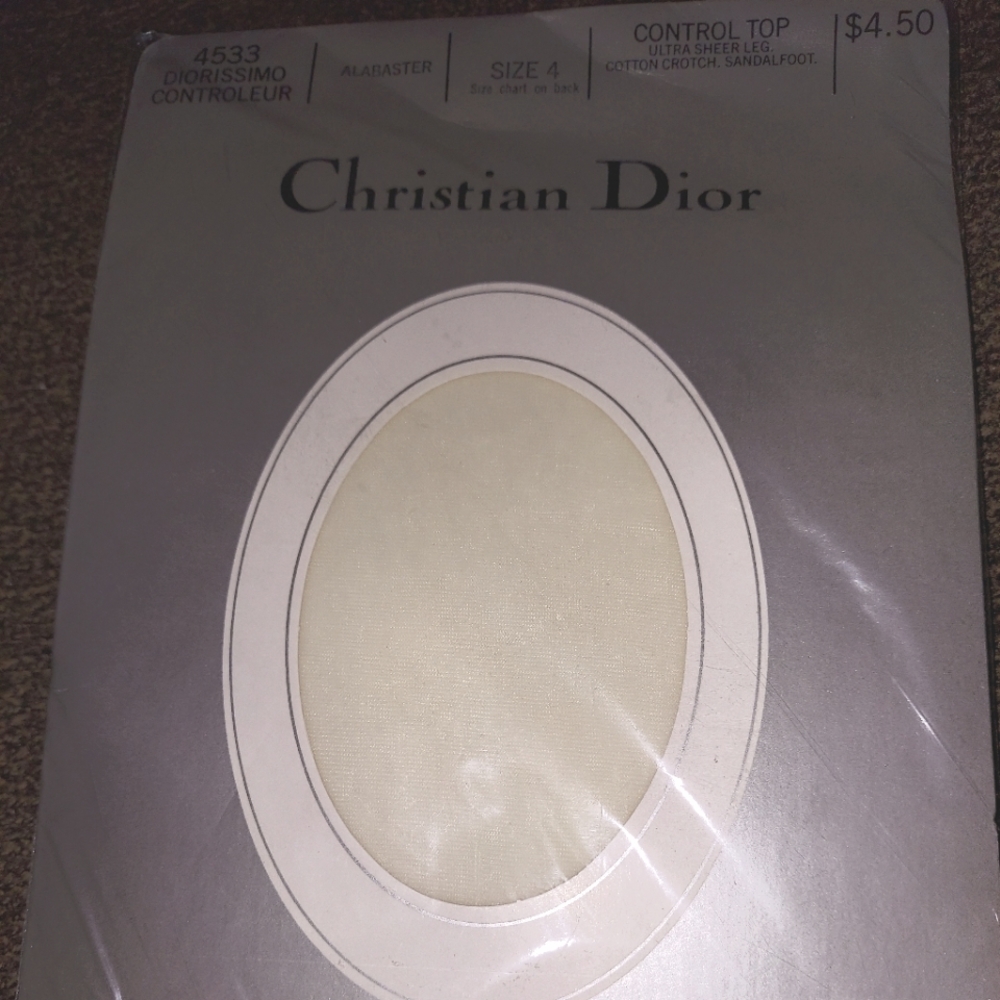 Vintage NIB Christian Dior Ultra Sheer sandalfoot pantyhose. Size 4. Alabaster